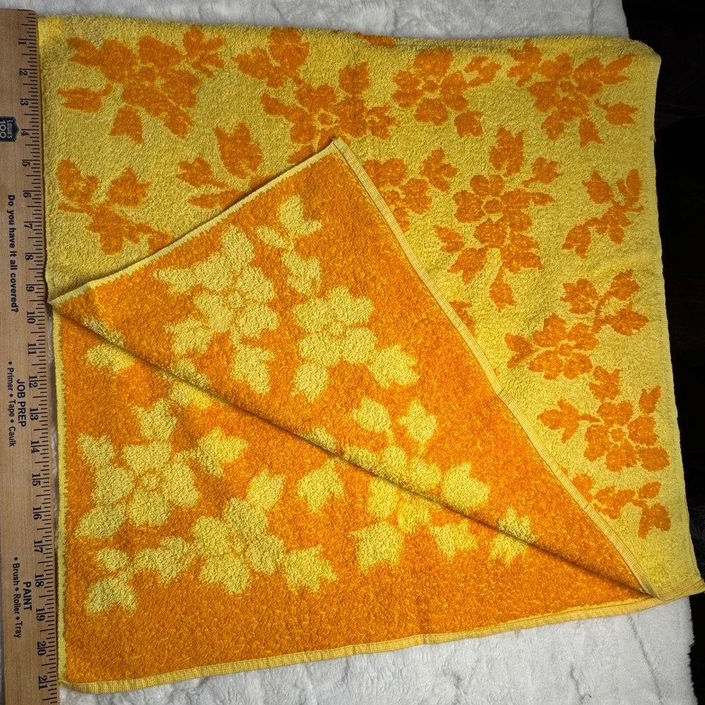 Vintage Fashion Manor Yellow Orange Floral Cotton Hand Towel Washcloth Set 70s